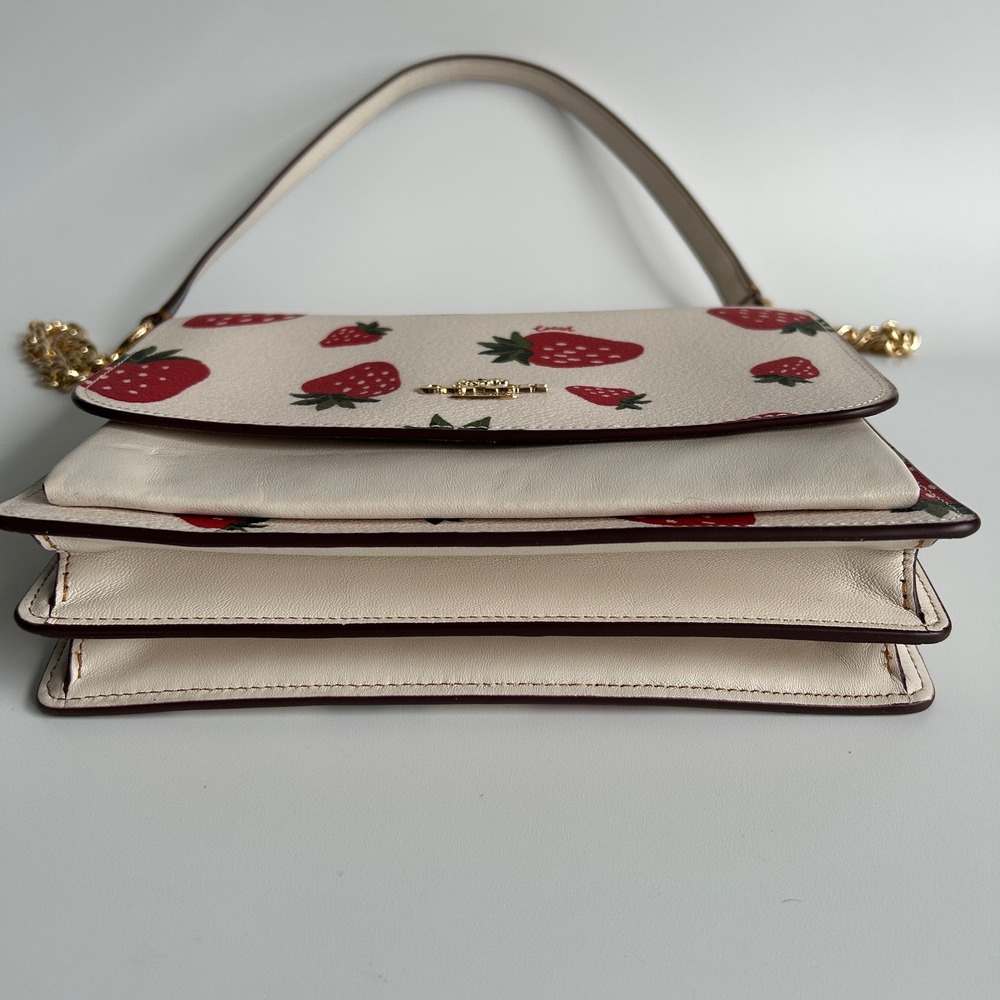 Coach Klare Crossbody Chalk White Strawberry Pebbled Leather Bag Excellent - Picture 5 of 12